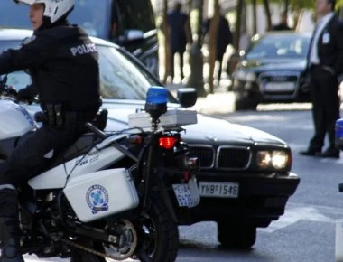Αμαξοστάσιο Άνω Λιοσίων: Σοβαρά επεισόδια μεταξύ τσιγγάνων και Αστυνομίας
